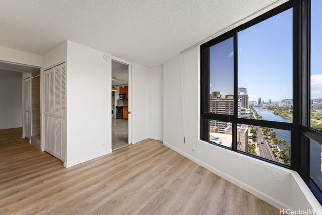 320 Liliuokalani Avenue 2005, Honolulu, HI 96815