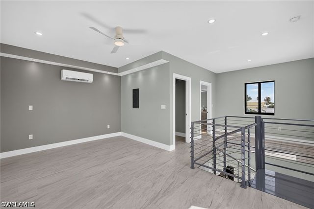 71 Mango ST, Fort Myers Beach, FL 33931