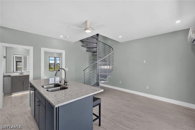 71 Mango ST, Fort Myers Beach, FL 33931