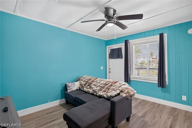 71 Mango ST, Fort Myers Beach, FL 33931