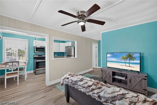 71 Mango ST, Fort Myers Beach, FL 33931