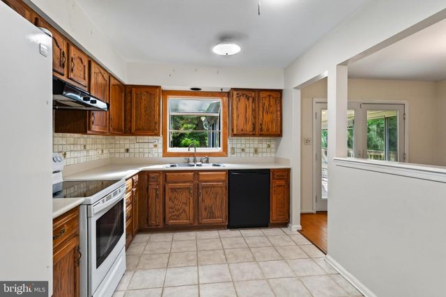 2602 PHEASANT RUN LN, Spring City, PA 19475