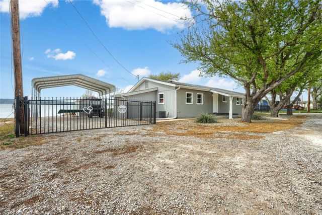 801 Pat And Herman 43, Graford, TX 76449