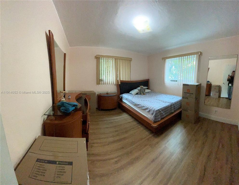 2312 Van Buren St 5, Hollywood, FL 33020