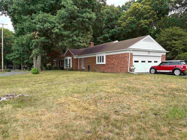 1402 Woodslea Street, Flint, MI 48507