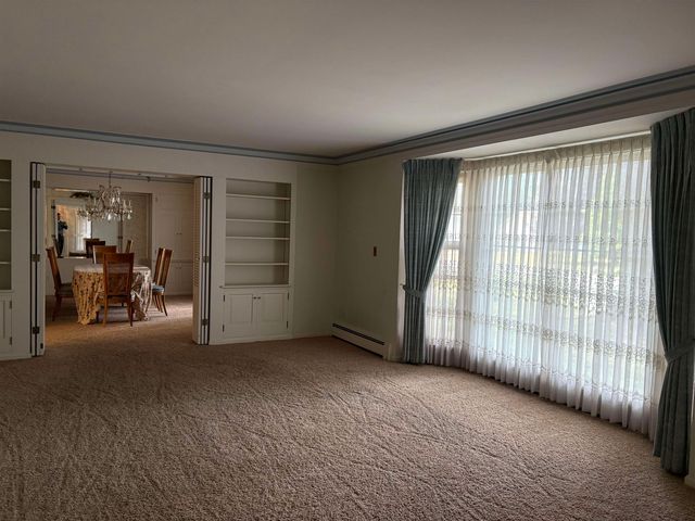 1402 Woodslea Street, Flint, MI 48507
