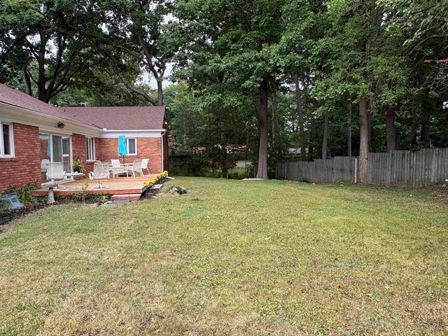1402 Woodslea Street, Flint, MI 48507