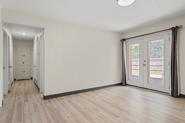 6204 Sayle Street, Greenville, TX 75402