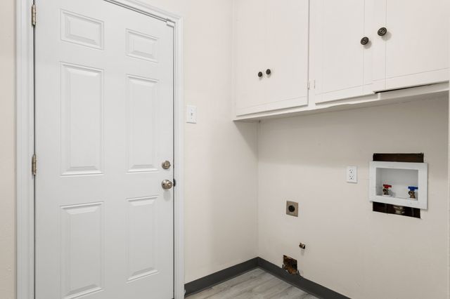 6204 Sayle Street, Greenville, TX 75402