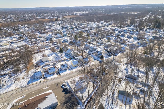 1 Bayshore Mobile Mnr, Hazlet, NJ 07730