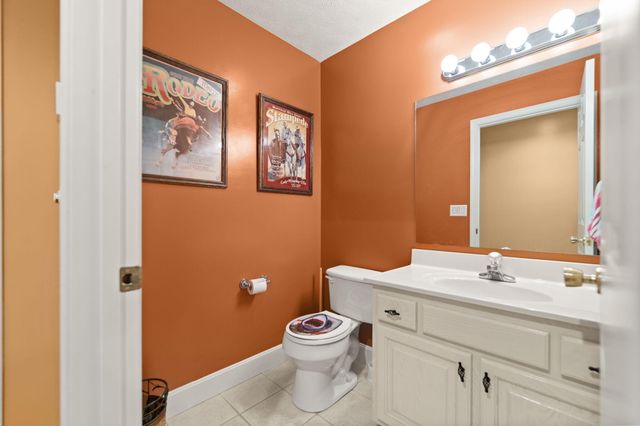 631 Lawless Road, Jamestown, KY 42629