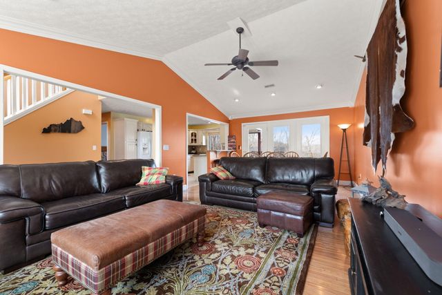 631 Lawless Road, Jamestown, KY 42629