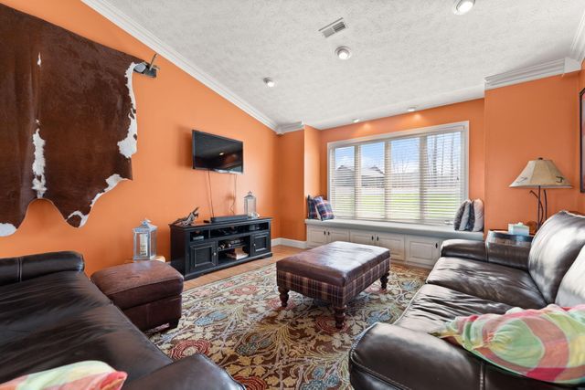 631 Lawless Road, Jamestown, KY 42629