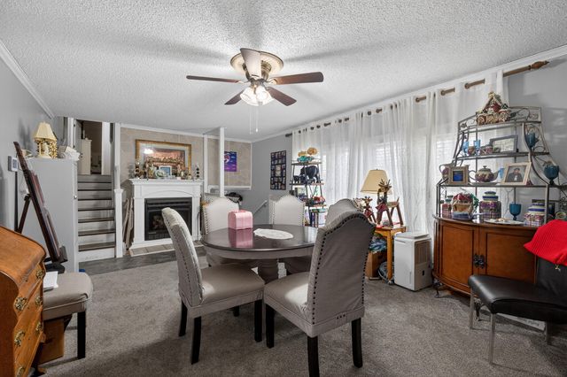 1004 N Hovis Street, Mountain Grove, MO 65711