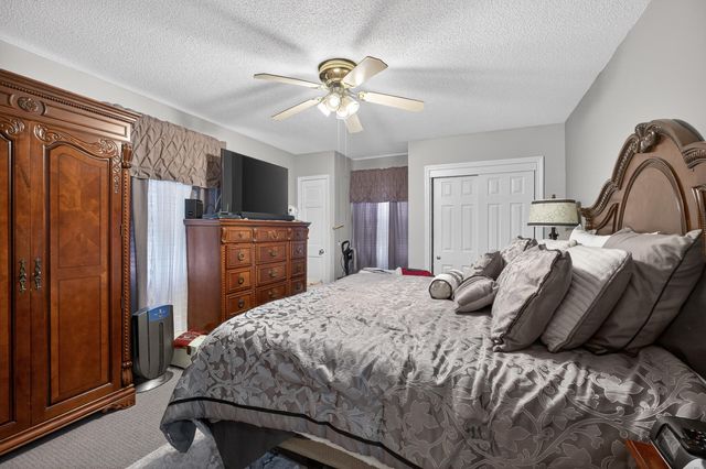 1004 N Hovis Street, Mountain Grove, MO 65711