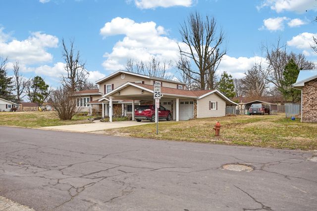 1004 N Hovis Street, Mountain Grove, MO 65711