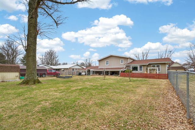 1004 N Hovis Street, Mountain Grove, MO 65711