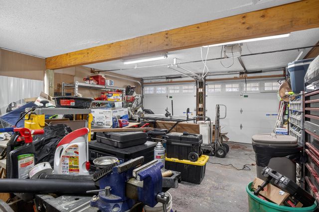 1004 N Hovis Street, Mountain Grove, MO 65711