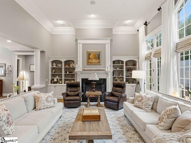 801 Brixton Circle, Simpsonville, SC 29681
