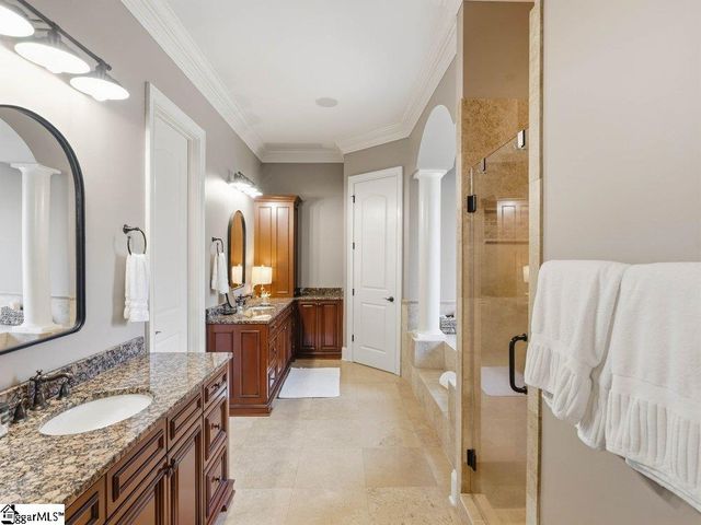 801 Brixton Circle, Simpsonville, SC 29681