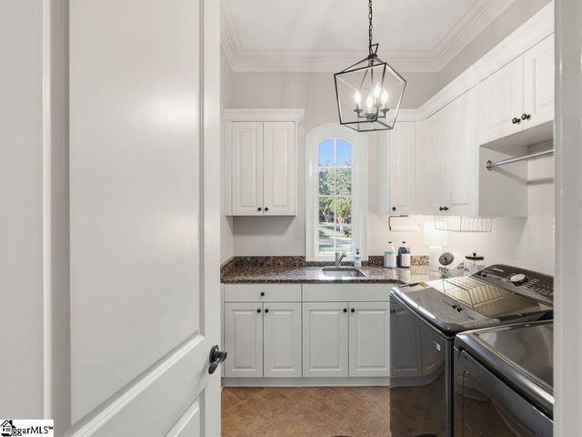 801 Brixton Circle, Simpsonville, SC 29681