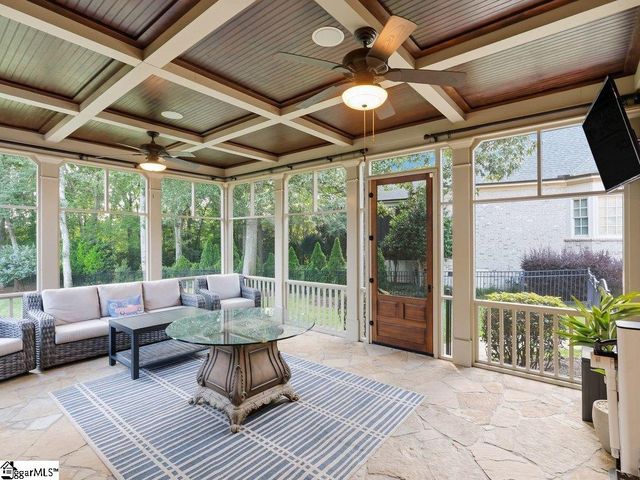 801 Brixton Circle, Simpsonville, SC 29681