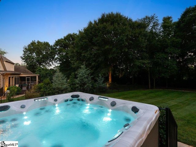 801 Brixton Circle, Simpsonville, SC 29681