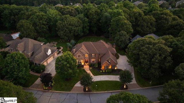 801 Brixton Circle, Simpsonville, SC 29681
