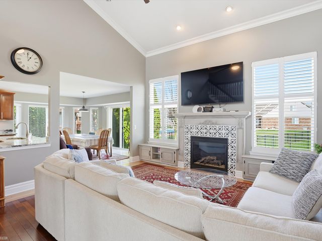 22261 Woodlake Drive, Macomb Twp, MI 48044
