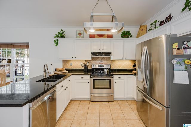 215 CHADWICK LANE, Helena, AL 35080