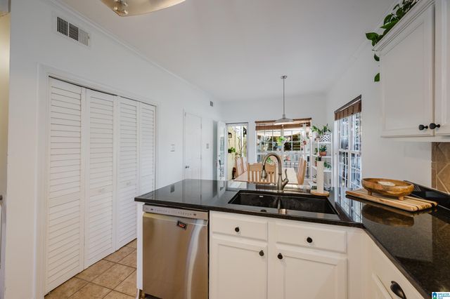 215 CHADWICK LANE, Helena, AL 35080