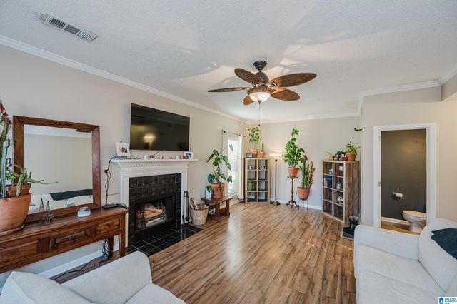 215 CHADWICK LANE, Helena, AL 35080