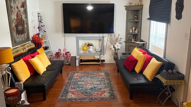 1106 Northwood Street, Houston, TX 77009