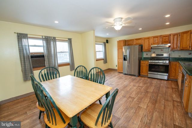 3341 LESTER RD, Philadelphia, PA 19154