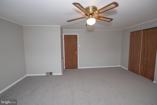 3341 LESTER RD, Philadelphia, PA 19154