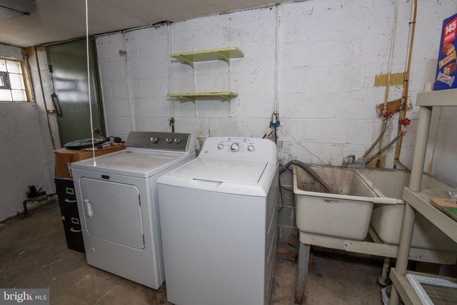 3341 LESTER RD, Philadelphia, PA 19154