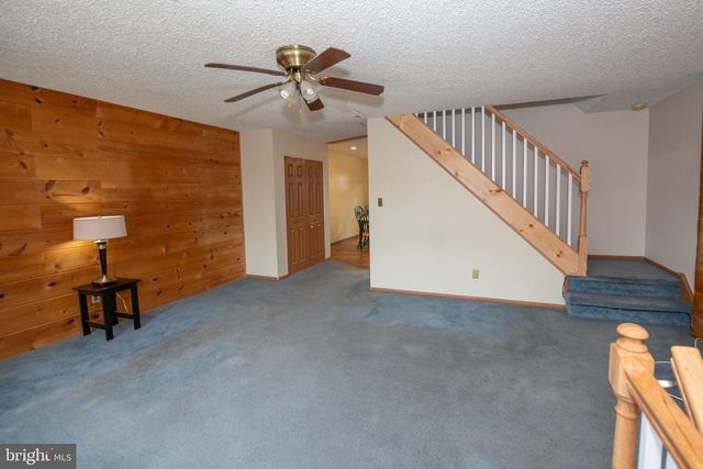 3341 LESTER RD, Philadelphia, PA 19154