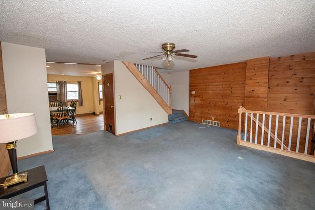 3341 LESTER RD, Philadelphia, PA 19154