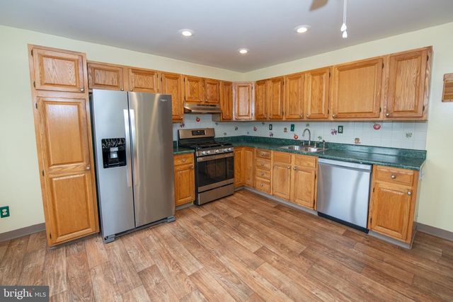 3341 LESTER RD, Philadelphia, PA 19154