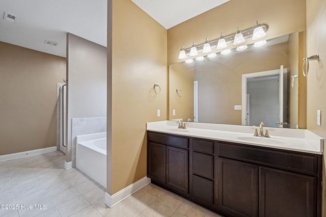 418 Durham Station Drive, Jacksonville, NC 28546