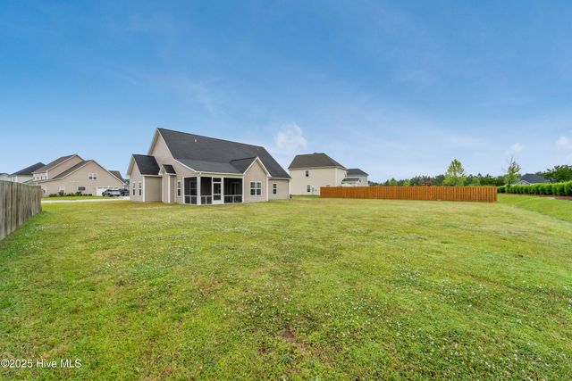 418 Durham Station Drive, Jacksonville, NC 28546