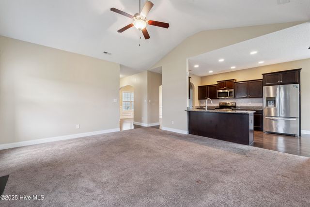 418 Durham Station Drive, Jacksonville, NC 28546