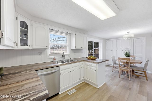 157 Seymour Drive, Camden, NC 27921