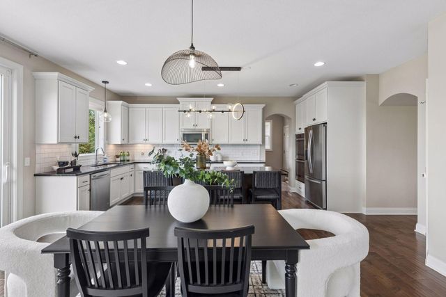 9080 Princeton Circle, Woodbury, MN 55125