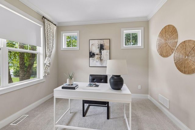 9080 Princeton Circle, Woodbury, MN 55125