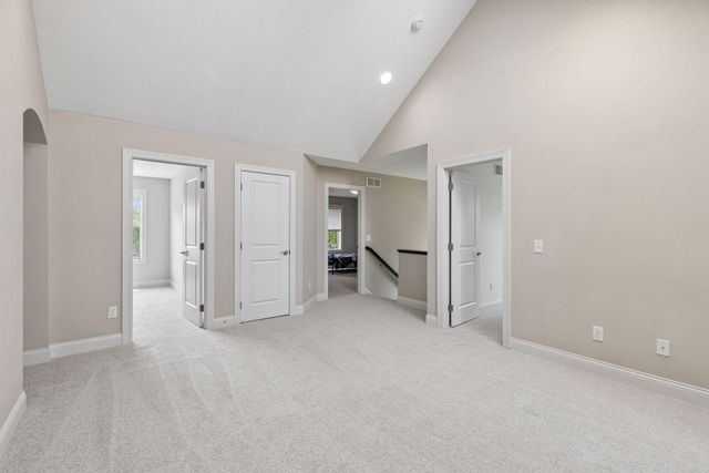 9080 Princeton Circle, Woodbury, MN 55125