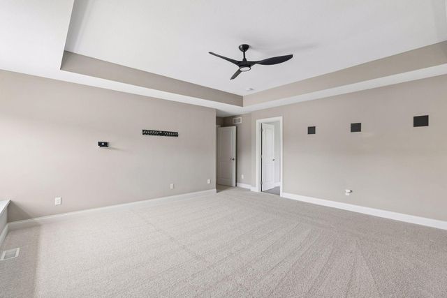 9080 Princeton Circle, Woodbury, MN 55125
