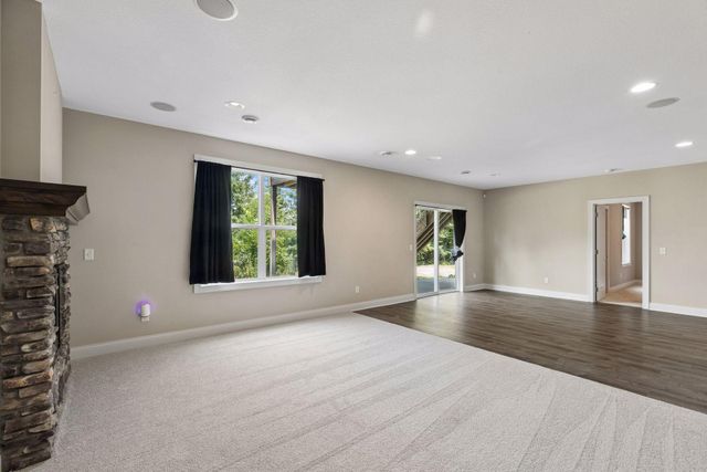 9080 Princeton Circle, Woodbury, MN 55125