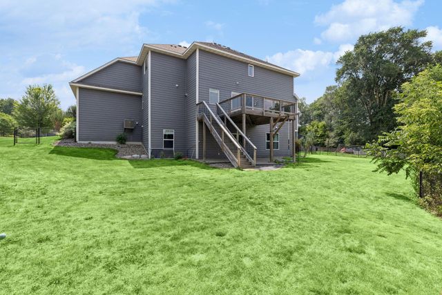 9080 Princeton Circle, Woodbury, MN 55125