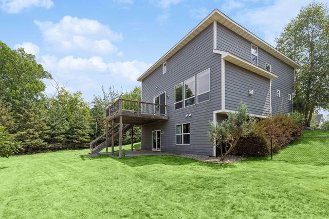 9080 Princeton Circle, Woodbury, MN 55125